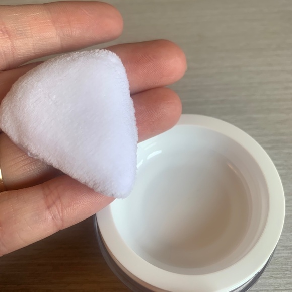 Tarte Pink Creaseless Loose Setting & Brightening Powder Full Size NIB Authentic - Picture 8 of 9